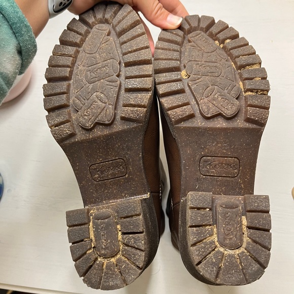 Korks by Kork-Ease Heeled Lug Sole Chelsea Boot Sz 7.5 - Picture 7 of 9